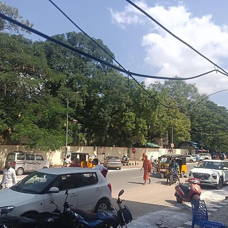 Malar Park Hotel Tiruvannāmalai Buitenkant foto