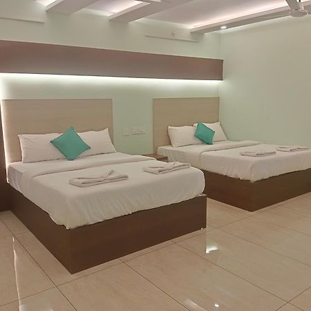 Malar Park Hotel Tiruvannāmalai Buitenkant foto