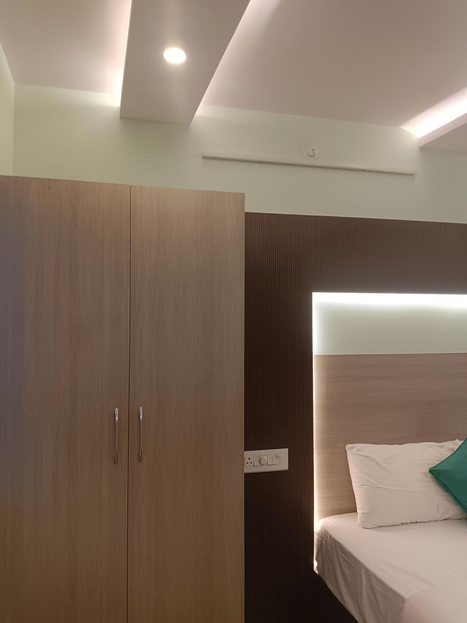 Malar Park Hotel Tiruvannāmalai Buitenkant foto
